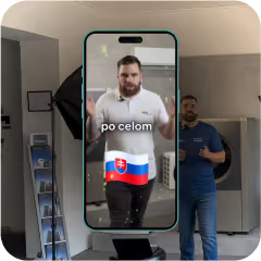 Fotografie z natáčení edukačních videí u klienta a náhledy videí na mobilu, Fotovoltaika a tepelná čerpadla, obrázek 2